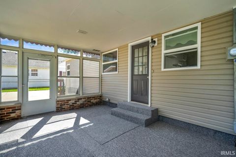 Tiny photo for 306 E Boulevard Street, Kokomo, IN 46902 (MLS # 202616473)