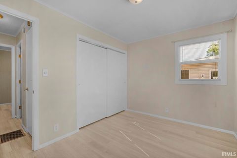 Tiny photo for 306 E Boulevard Street, Kokomo, IN 46902 (MLS # 202616473)