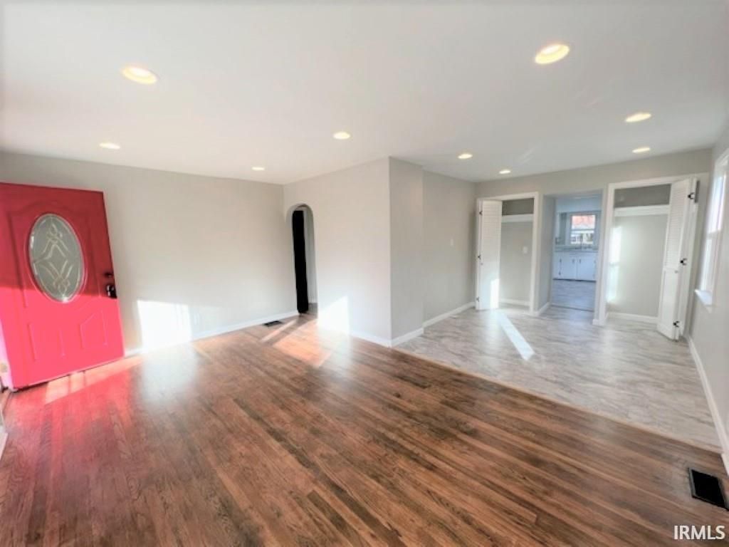 Photo of 1907 Oakland Avenue, Evansville, IN 47711 (MLS # 202611483)