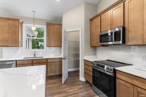 Tiny photo for 2127 Deepwater Loop, Monticello, IN 47960 (MLS # 202644357)