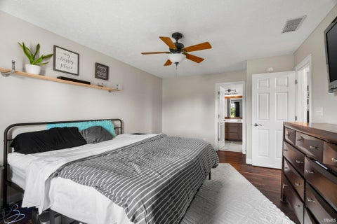 Tiny photo for 940 Voyager Way, Lafayette, IN 47909 (MLS # 202638517)