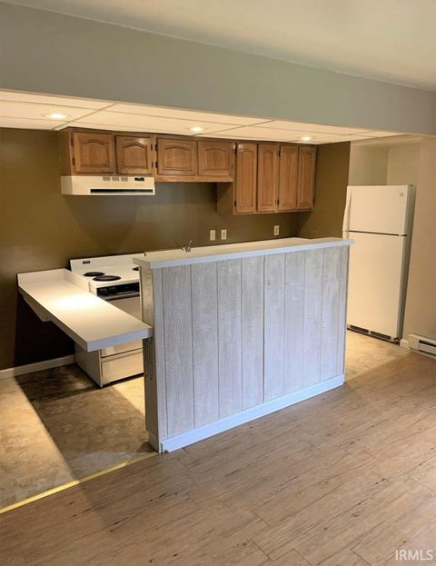 Tiny photo for 328-330 McKee Street, Logansport, IN 46947 (MLS # 202615522)