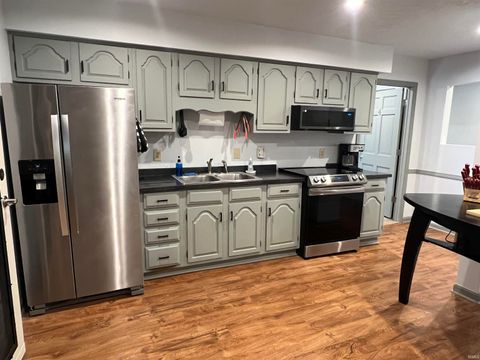 Tiny photo for 128 W Walnut St, Kokomo, IN 46901 (MLS # 202535879)