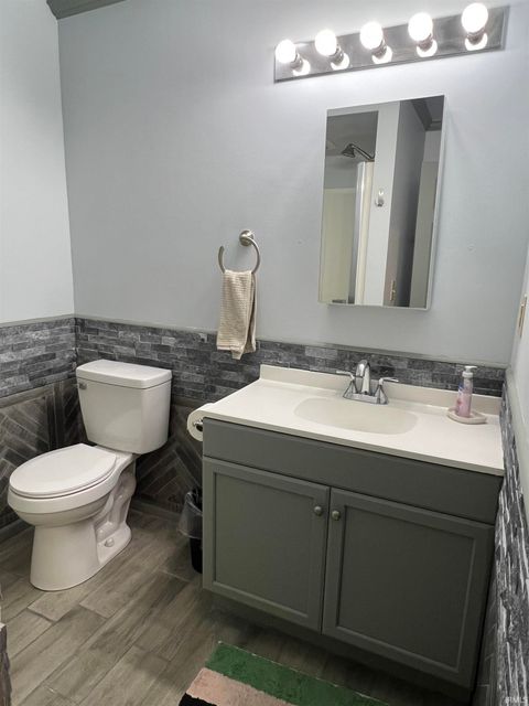 Tiny photo for 128 W Walnut St, Kokomo, IN 46901 (MLS # 202535879)