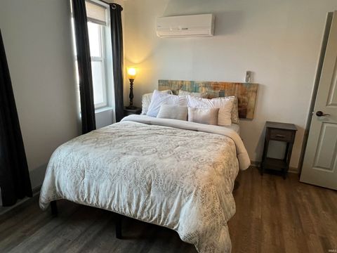 Tiny photo for 128 W Walnut St, Kokomo, IN 46901 (MLS # 202535879)