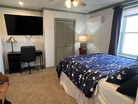 Tiny photo for 128 W Walnut St, Kokomo, IN 46901 (MLS # 202535879)