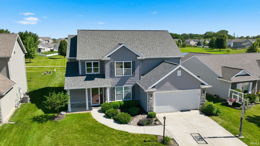 Photo of 1360 Gateway Trail, Fort Wayne, IN 46845 (MLS # 202624460)