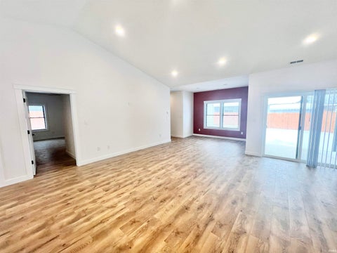 Tiny photo for 2106 Aruba Drive, Bedford, IN 47421 (MLS # 202603300)