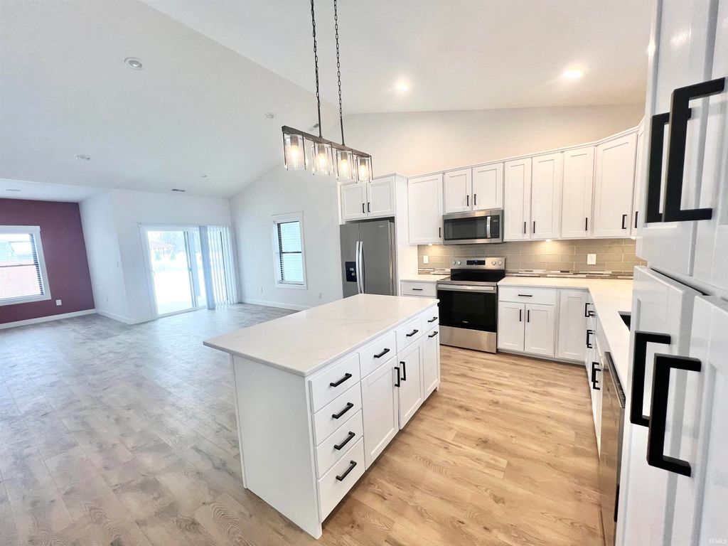 Photo of 2106 Aruba Drive, Bedford, IN 47421 (MLS # 202603300)