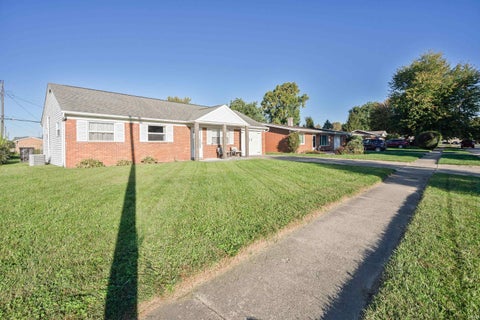 Tiny photo for 1321 Belvedere Drive, Kokomo, IN 46902 (MLS # 202641510)