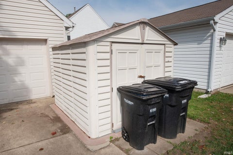 Tiny photo for 401 Erie Street, Lafayette, IN 47904 (MLS # 202640951)