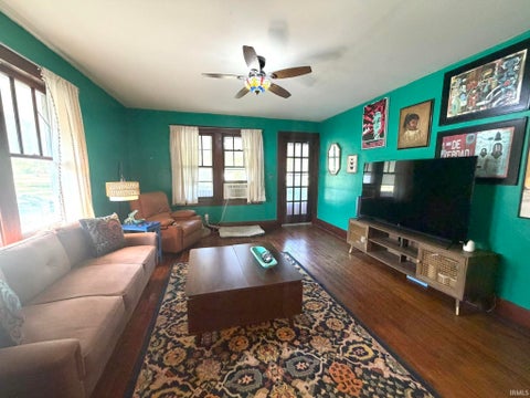 Tiny photo for 821 W Park Avenue, Kokomo, IN 46901 (MLS # 202638500)