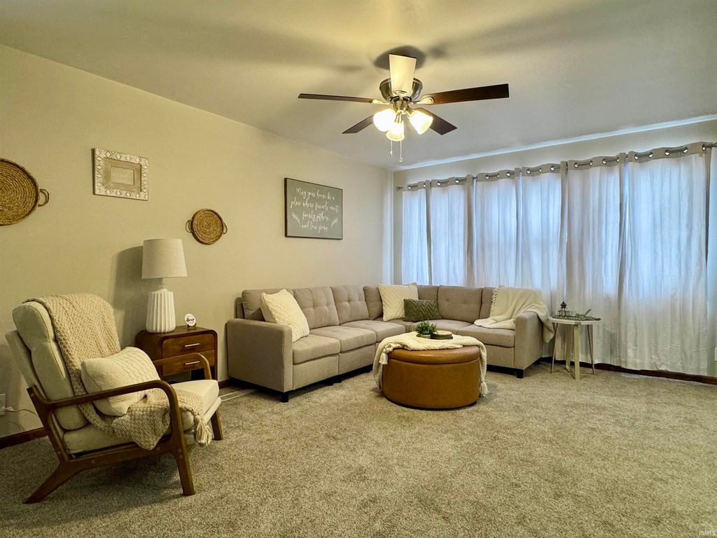 Photo of 800 N Knight Circle, Marion, IN 46952 (MLS # 202603829)