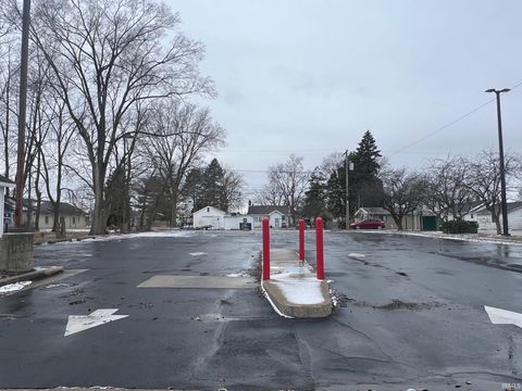 Tiny photo for 2133 N Washington St, Kokomo, IN 46901 (MLS # 202604824)