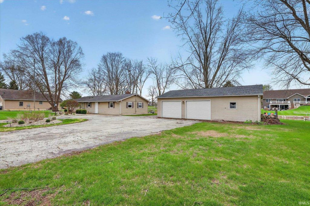 Photo of 6010 S 020 West, Wolcottville, IN 46795 (MLS # 202603428)