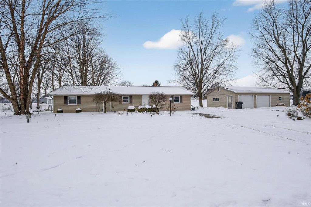 Photo of 6010 S 020 West, Wolcottville, IN 46795 (MLS # 202603428)