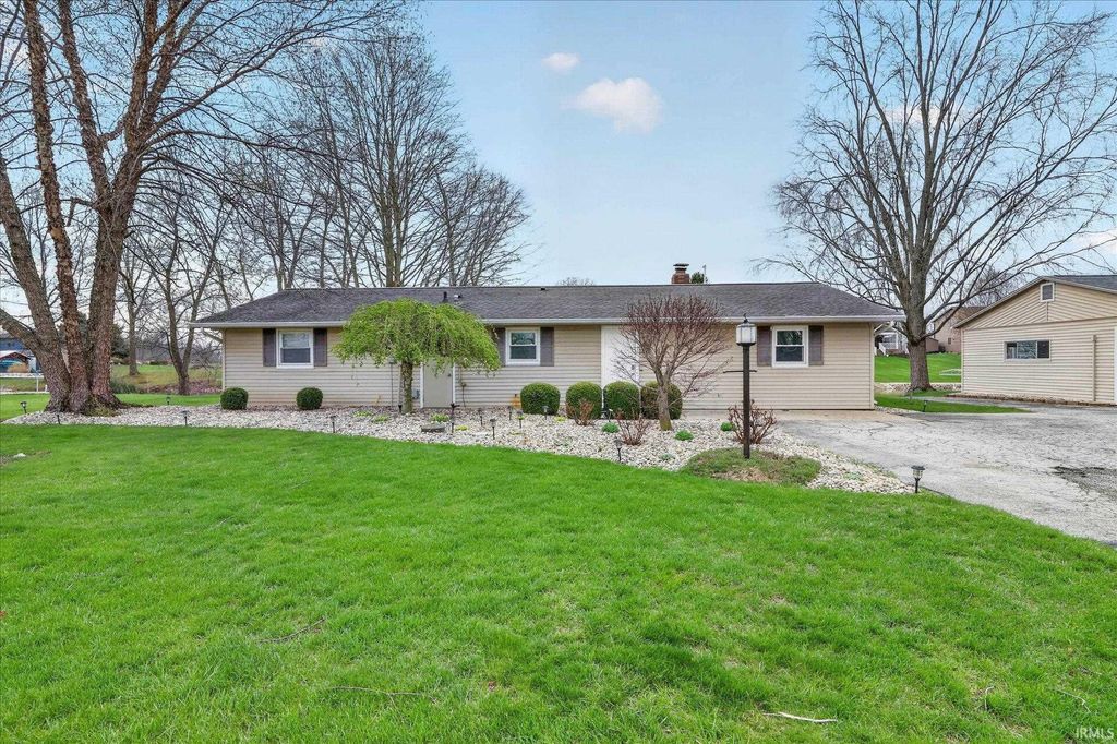 Photo of 6010 S 020 West, Wolcottville, IN 46795 (MLS # 202603428)