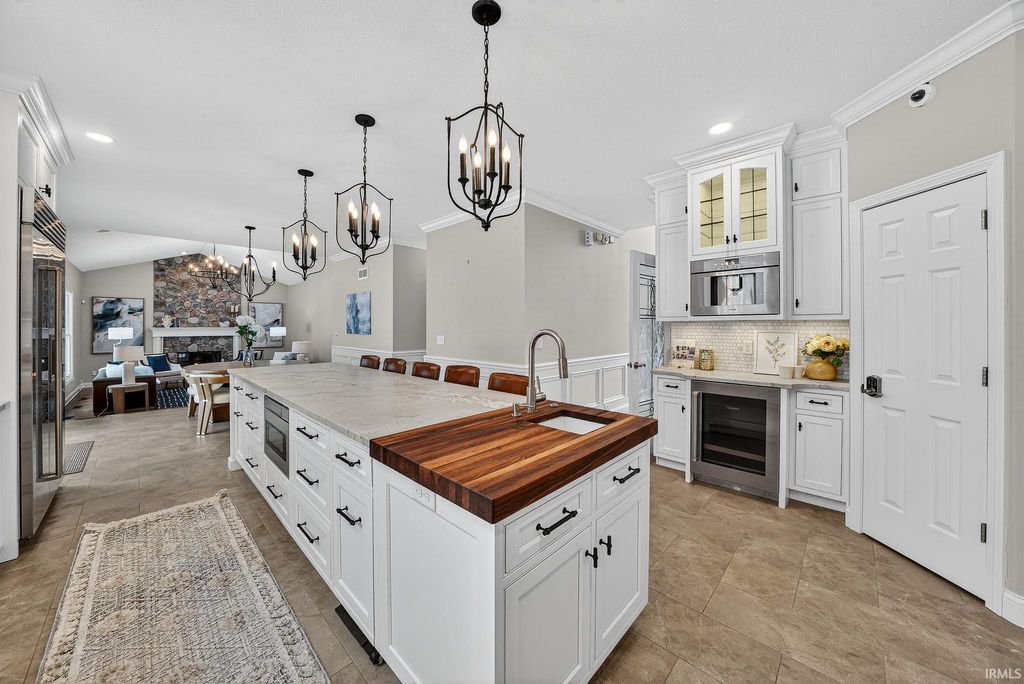 Photo of 3334 Deer Lake Drive, South Bend, IN 46614 (MLS # 202604345)