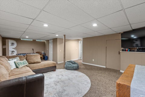 Tiny photo for 1102 E Wayne Street, South Bend, IN 46615 (MLS # 202630243)