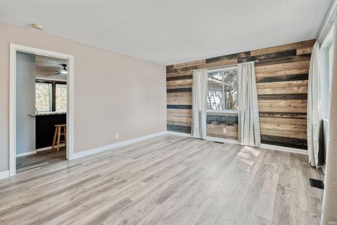 Tiny photo for 1944 W Havens Street, Kokomo, IN 46901 (MLS # 202541302)