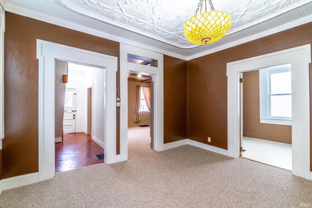 Photo of 1124 W Jefferson Boulevard, Fort Wayne, IN 46802 (MLS # 202542884)