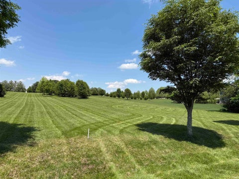 Photo of 614 W Fleming Place, Bloomington, IN 47404 (MLS # 202627831)