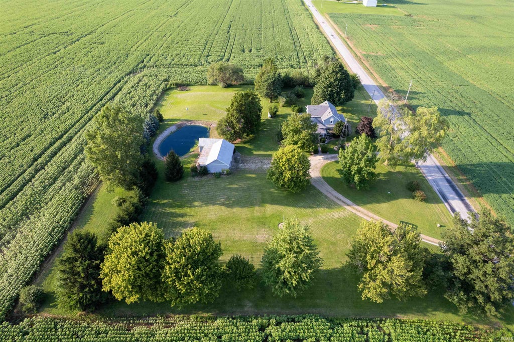 Photo of 11070 N 100 E Road, Roanoke, IN 46783 (MLS # 202636459)