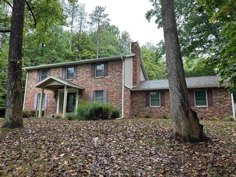 Photo of 2721 E Pine Lane, Bloomington, IN 47401 (MLS # 202540130)