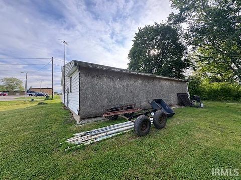 Tiny photo for 211 W Pearl Street, Dunkirk, IN 47336 (MLS # 202618670)