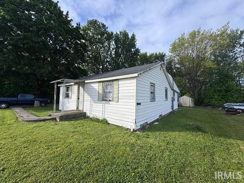 Photo of 211 W Pearl Street, Dunkirk, IN 47336 (MLS # 202618670)
