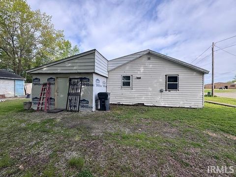 Tiny photo for 211 W Pearl Street, Dunkirk, IN 47336 (MLS # 202618670)