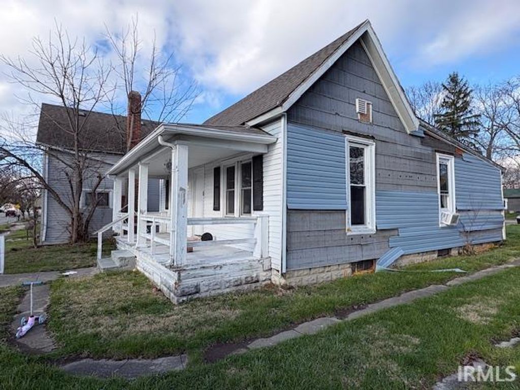 Photo of 1700 S Walnut Street, Muncie, IN 47302 (MLS # 202610526)