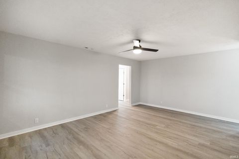 Tiny photo for 10159 Hodge Road, Clayton, IN 46118 (MLS # 202548779)