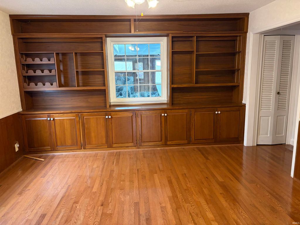 Photo of 2500 W NORWOOD Drive, Muncie, IN 47304 (MLS # 202544759)