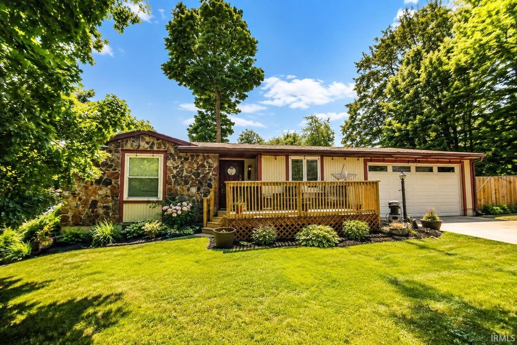 Photo of 2335 County Road 23 Road, Waterloo, IN 46793 (MLS # 202626445)