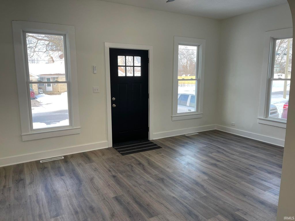 Photo of 1128 Canal Street, New Haven, IN 46774 (MLS # 202603712)