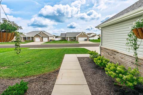 Tiny photo for 1301 N Wild Pine Drive, Yorktown, IN 47396 (MLS # 202635317)
