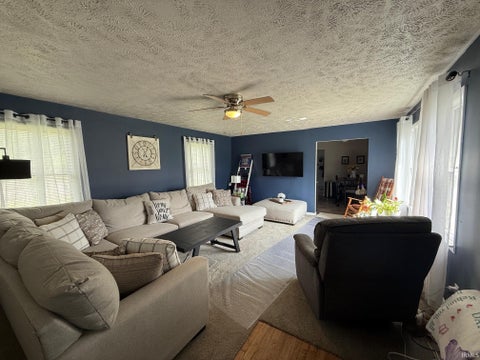 Tiny photo for 206 E Delaware Street, Medaryville, IN 47957 (MLS # 202639178)