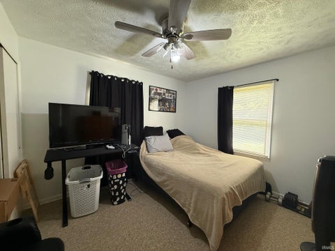 Tiny photo for 206 E Delaware Street, Medaryville, IN 47957 (MLS # 202639178)
