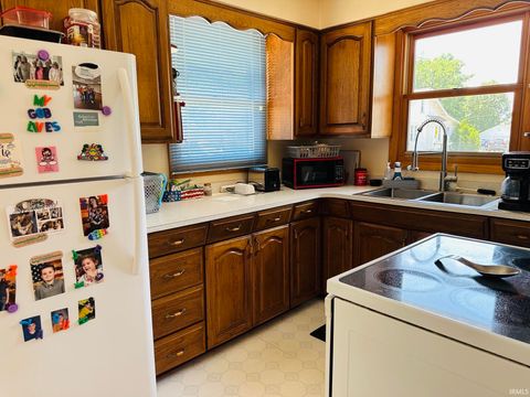 Tiny photo for 305 S Toner Street, Kewanna, IN 46939 (MLS # 202627260)
