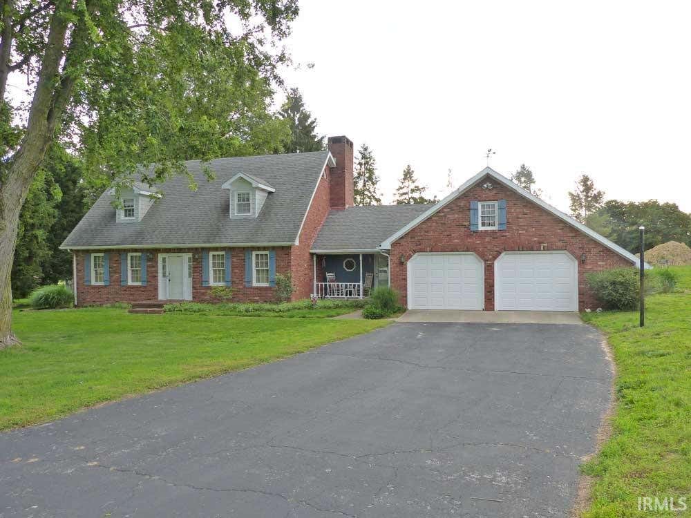 Photo of 2810 Marian Drive, Vincennes, IN 47591 (MLS # 202628001)