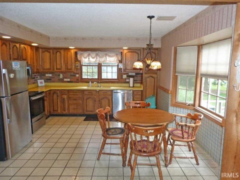 Tiny photo for 2810 Marian Drive, Vincennes, IN 47591 (MLS # 202628001)