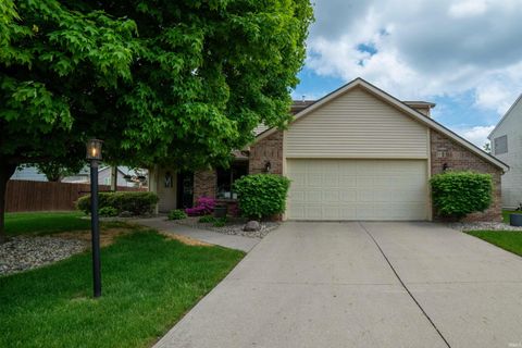 2203 Cedarwood Way, Fort Wayne, IN 46804 - #: 202517193