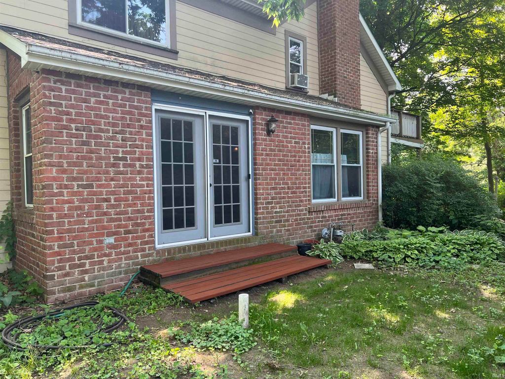 Photo of 203 Jefferson Street, Battle Ground, IN 47920 (MLS # 202535677)