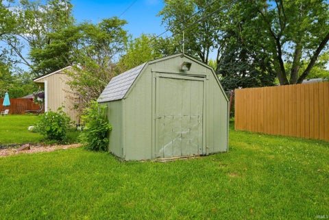 Tiny photo for 2915 Dodge Avenue, Fort Wayne, IN 46805 (MLS # 202622440)