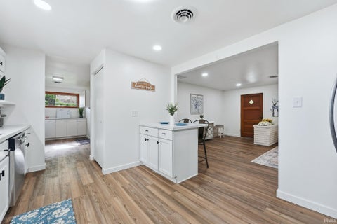 Tiny photo for 2915 Dodge Avenue, Fort Wayne, IN 46805 (MLS # 202622440)