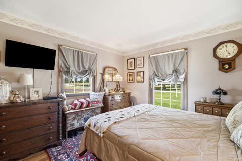 Tiny photo for 1398 W 350 NORTH, Kokomo, IN 46901 (MLS # 202628151)