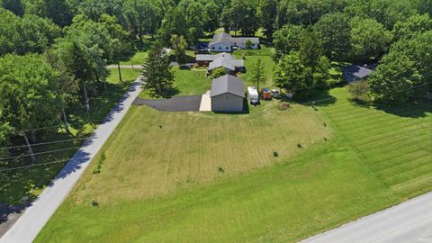 Tiny photo for 1398 W 350 NORTH, Kokomo, IN 46901 (MLS # 202628151)