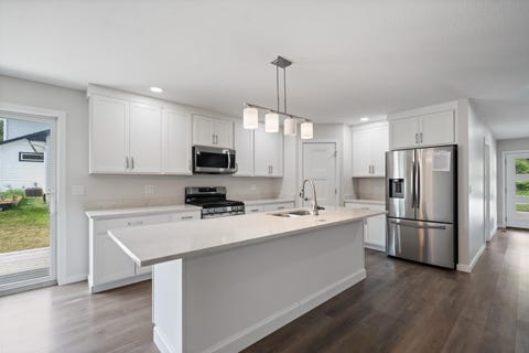 Tiny photo for 408 Ash Street, Pierceton, IN 46562 (MLS # 202624368)