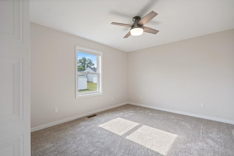 Tiny photo for 408 Ash Street, Pierceton, IN 46562 (MLS # 202624368)